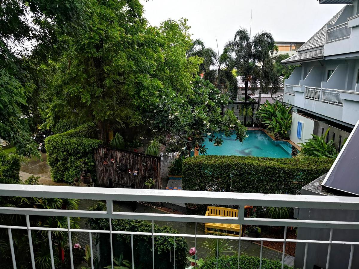 Baan Suksiri Hotel HHQ Extérieur photo