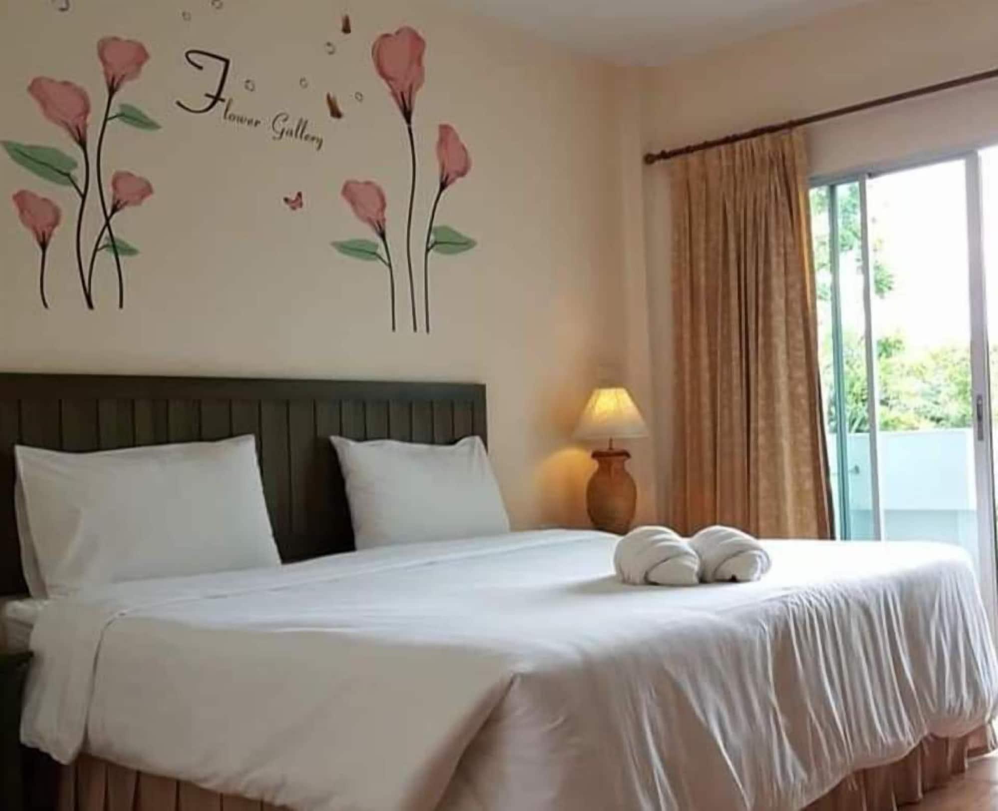 Baan Suksiri Hotel HHQ Extérieur photo