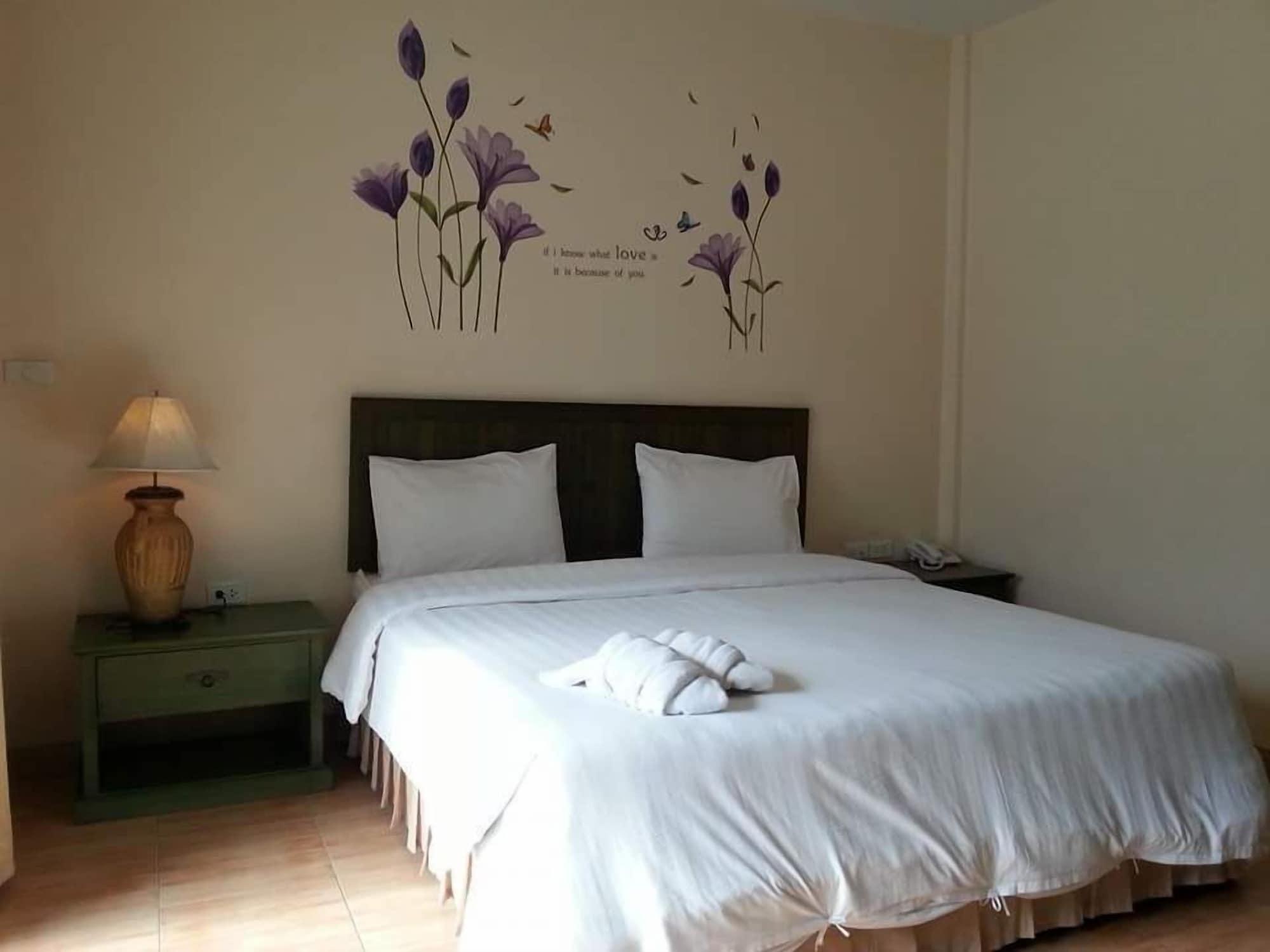 Baan Suksiri Hotel HHQ Extérieur photo