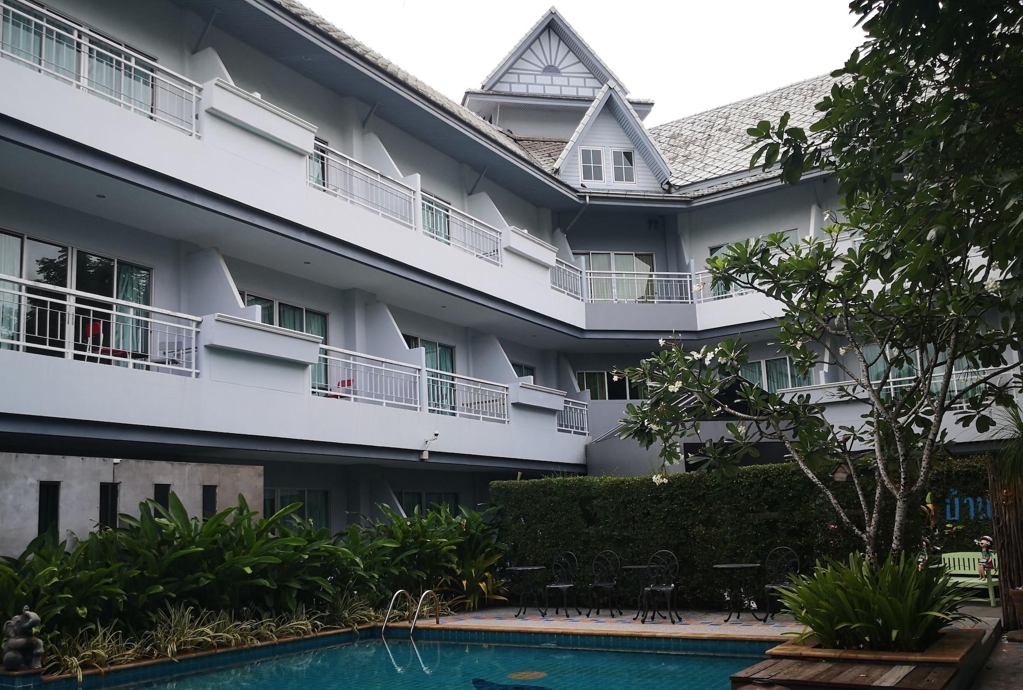 Baan Suksiri Hotel HHQ Extérieur photo