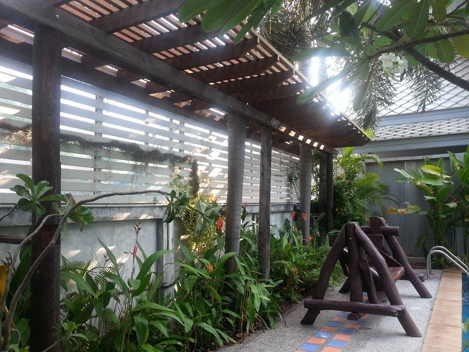 Baan Suksiri Hotel HHQ Extérieur photo