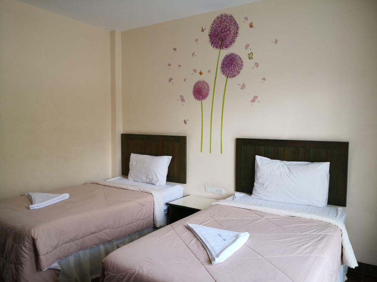 Baan Suksiri Hotel HHQ Extérieur photo