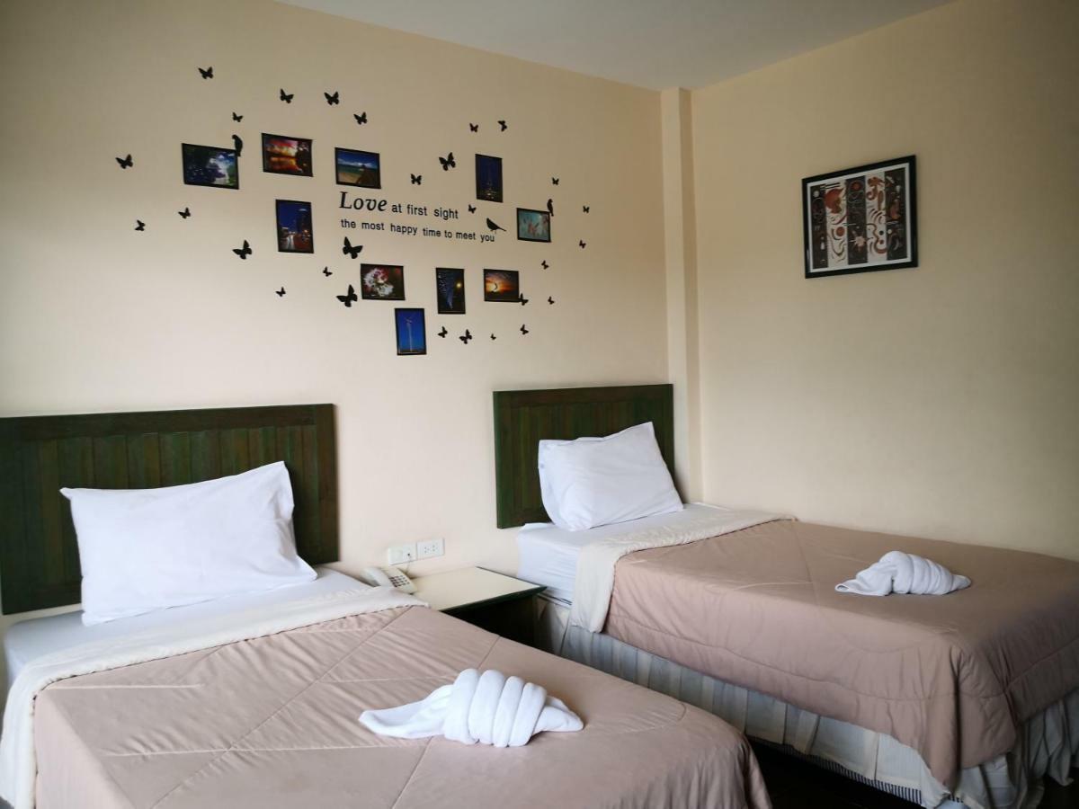 Baan Suksiri Hotel HHQ Extérieur photo